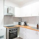 Cristianos Colina Ii Apartamento *